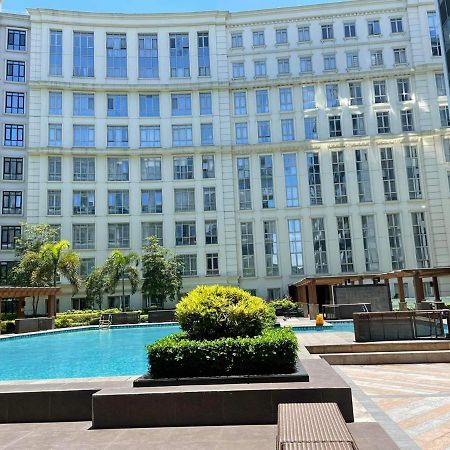 Studio Condo Building 81 Newport Boulevard Manila Exterior photo